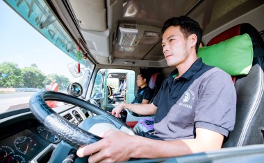 Tuyển dụng vị trí lái xe hạng FC chạy đầu kéo bạc tuyến Kon Tum - Sài Gòn